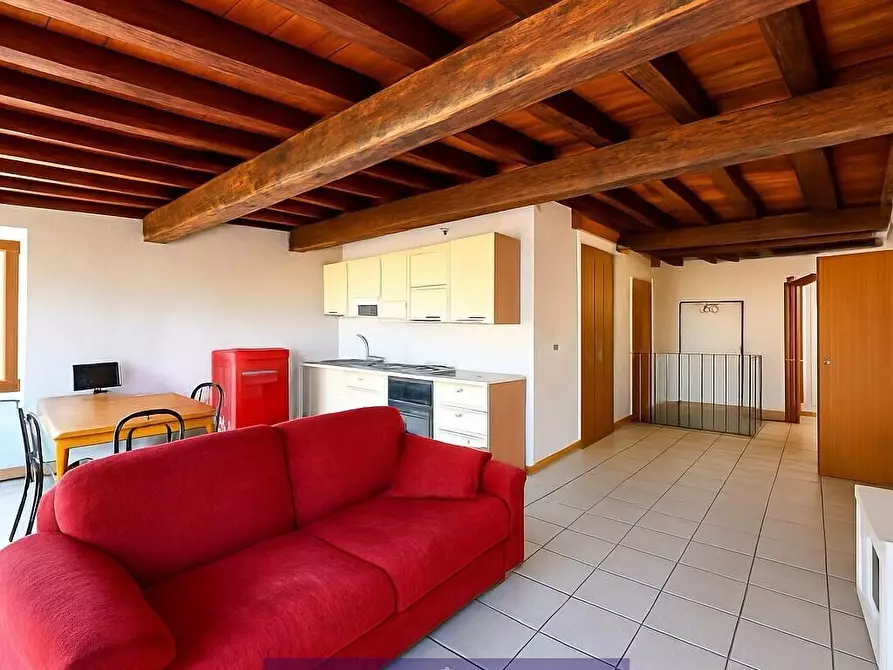 Immagine 1 di Bilocale in vendita  in Via Montebello a Firenze