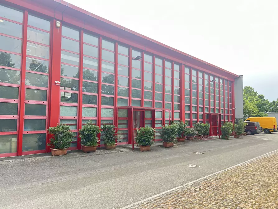 Immagine 36 di Showroom in vendita  in Via Amedeo Modigliani 10 a Crevalcore