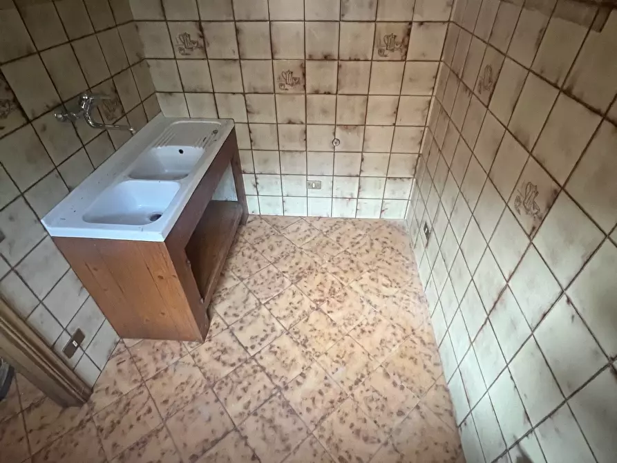 Immagine 15 di Quadrilocale in vendita  in via Della Ghiaia 47 a Modena