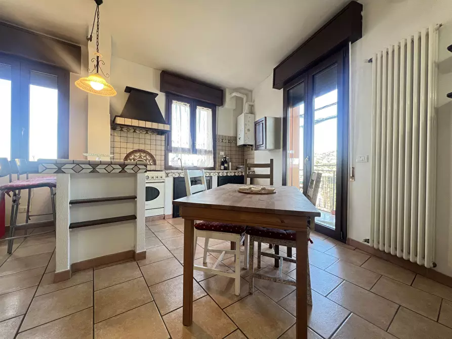 Immagine 3 di Bilocale in vendita  in Via Lavino 7 a Sala Bolognese