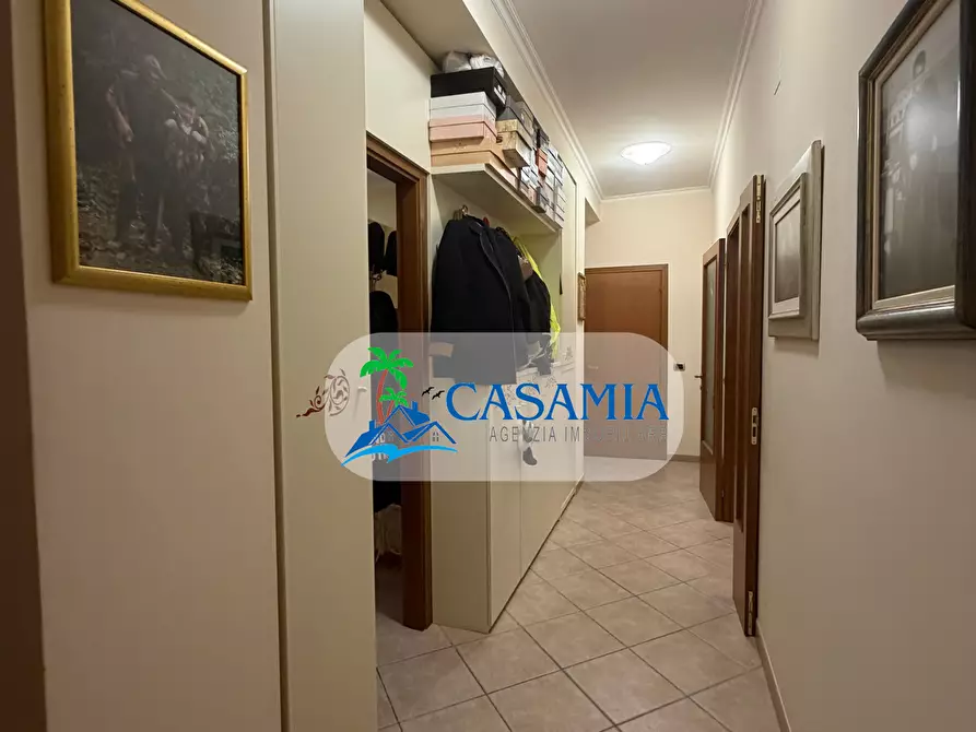 Immagine 12 di Pentalocale in vendita  a Ripatransone