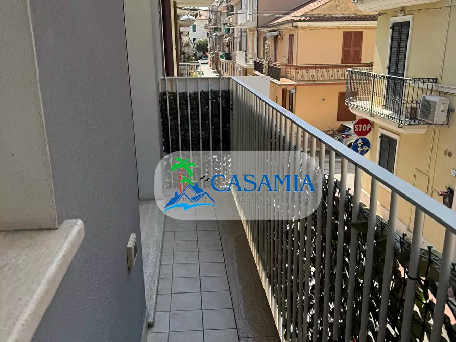 Immagine 18 di Terratetto in vendita  in via gramsci a Grottammare