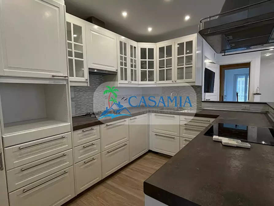 Immagine 3 di Trilocale in vendita  in via Voltattorni a San Benedetto Del Tronto