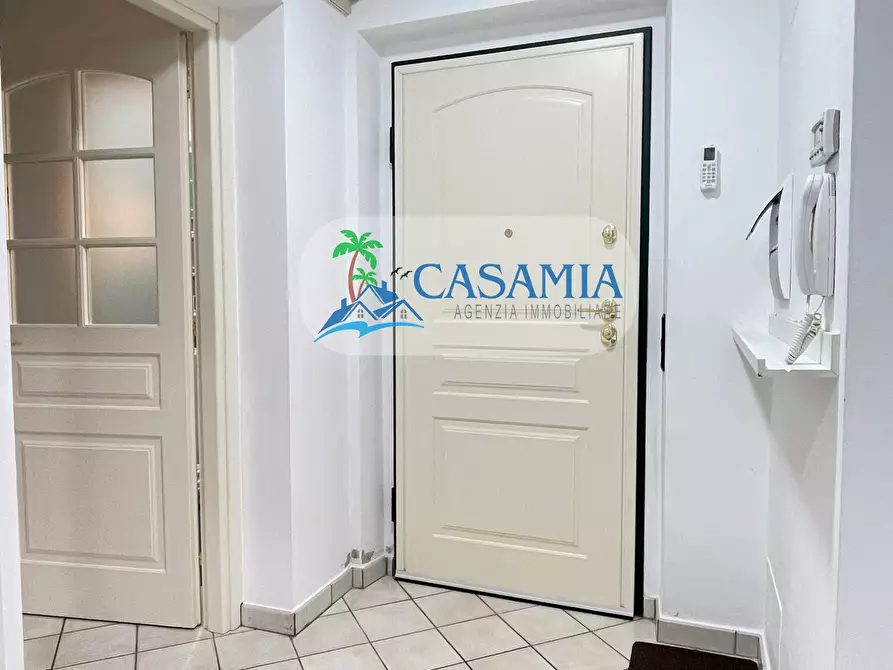 Immagine 8 di Trilocale in vendita  a Cupra Marittima