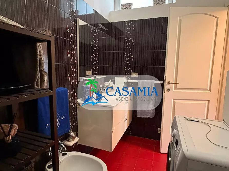 Immagine 10 di Pentalocale in vendita  a San Benedetto Del Tronto