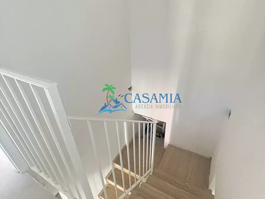 Immagine 10 di Casa trifamiliare in vendita  a Grottammare