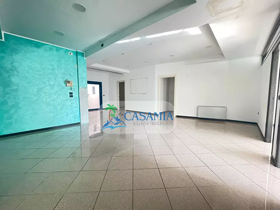 Immagine 1 di Ufficio in affitto  a San Benedetto Del Tronto