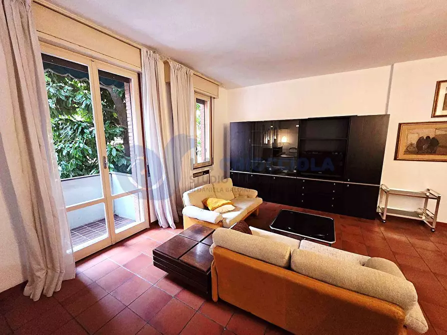 Immagine 5 di Quadrilocale in affitto  a Bologna