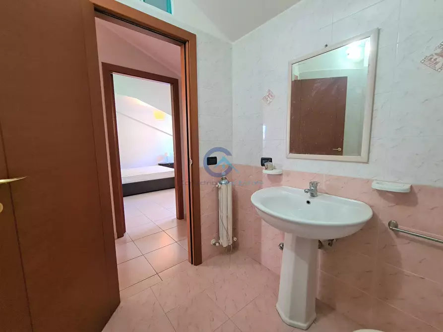 Immagine 10 di Trilocale in affitto  in Via Carlo Pisacane 27 a Catanzaro