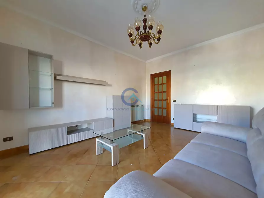 Immagine 3 di Trilocale in affitto  in Viale degli Angioini 11 a Catanzaro