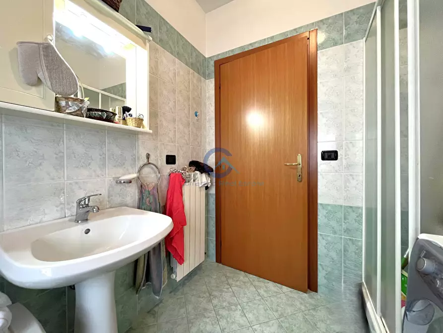 Immagine 6 di Casa trifamiliare in vendita  a Catanzaro