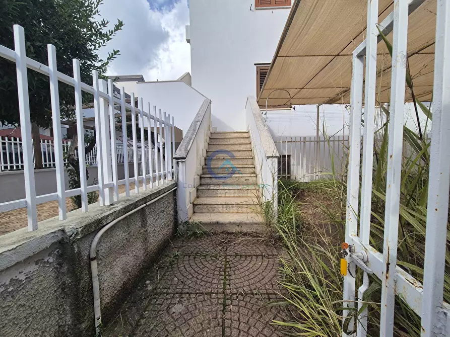 Immagine 2 di Casa trifamiliare in vendita  in VIA DELLE ORCHIDEE 13 a Squillace