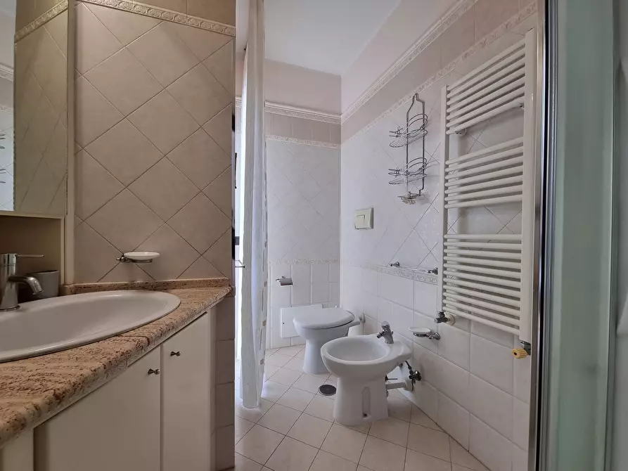 Immagine 12 di Attico in vendita  a Squillace