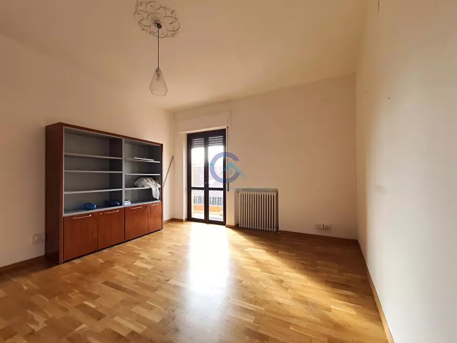 Immagine 8 di Ufficio in affitto  in Via Settimo Luigi 5 a Catanzaro