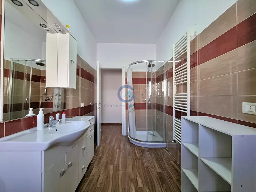 Immagine 15 di Quadrilocale in affitto  a Catanzaro