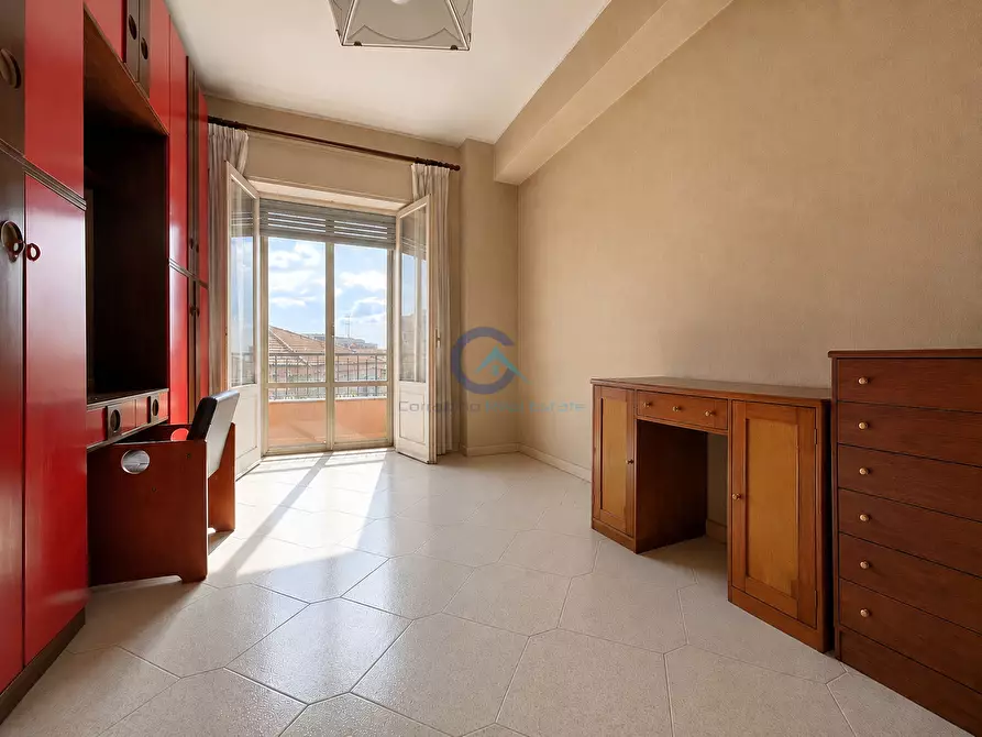 Immagine 15 di Quadrilocale in vendita  in Viale Crotone 66 a Catanzaro
