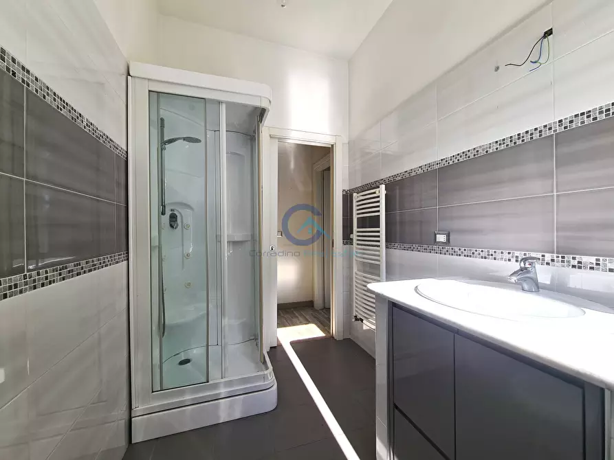 Immagine 11 di Quadrilocale in vendita  a Catanzaro