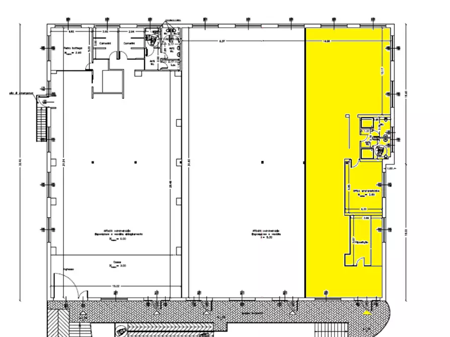 Immagine 19 di Locale commerciale in affitto  in Viale Lucrezia della Valle 46 a Catanzaro