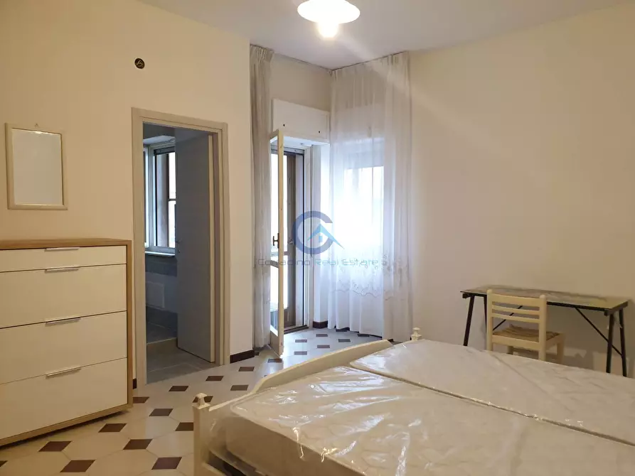 Immagine 17 di Pentalocale in affitto  a Catanzaro