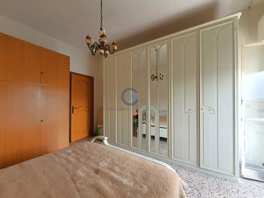 Immagine 11 di Trilocale in vendita  in Via Gianvincenzo Gravina 7 a Catanzaro