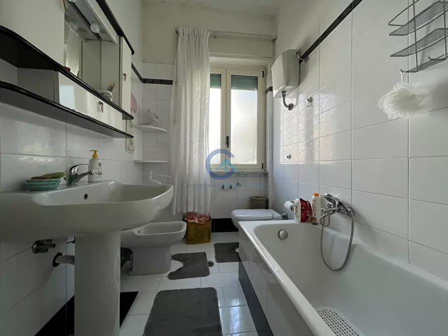 Immagine 10 di Stanza singola in affitto  a Catanzaro