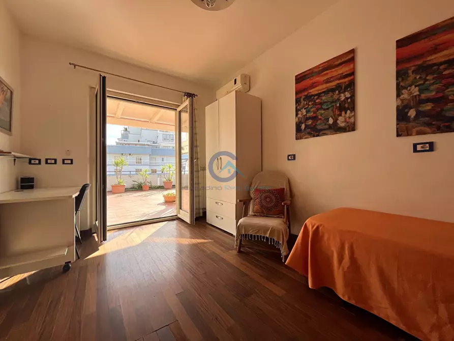 Immagine 13 di Stanza singola in affitto  a Catanzaro