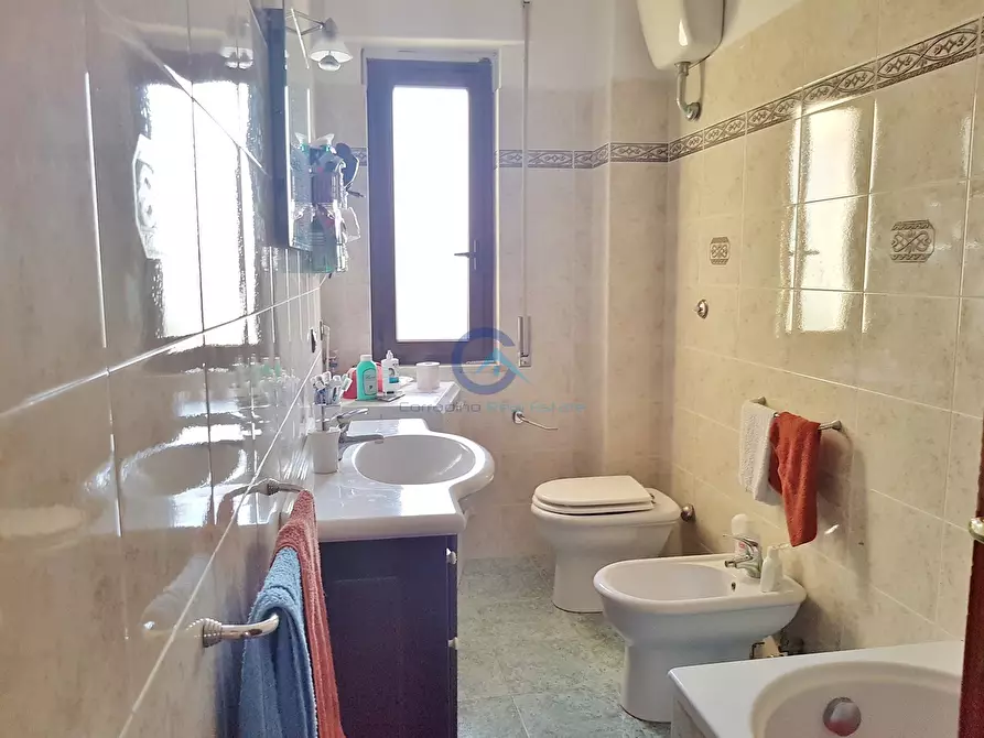 Immagine 12 di Trilocale in affitto  a Catanzaro