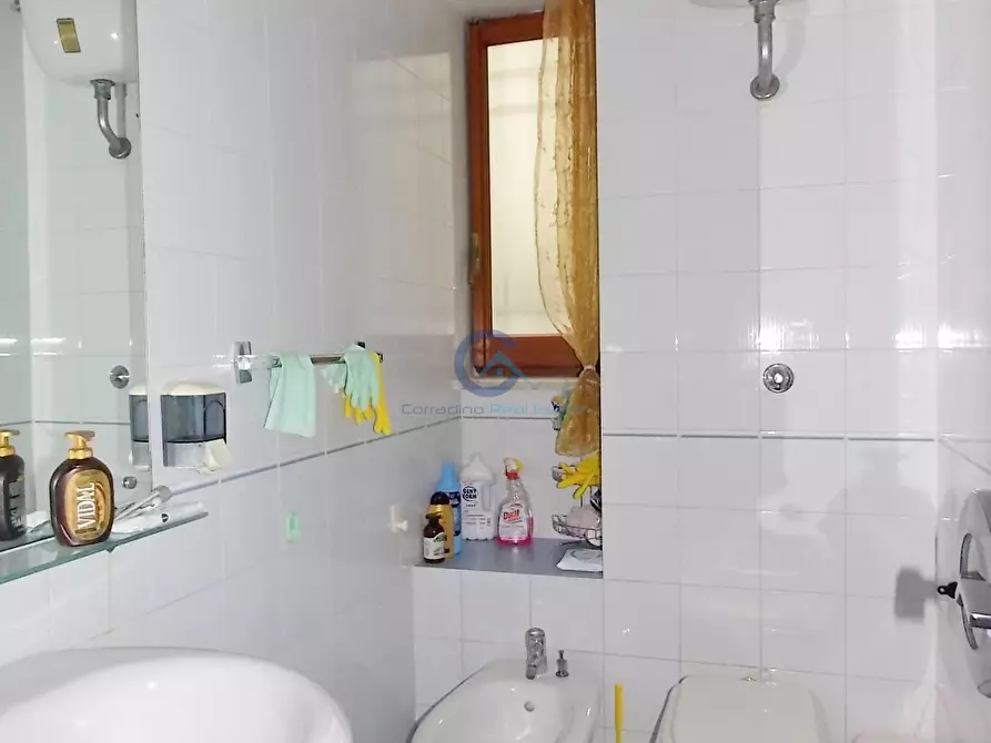 Immagine 8 di Stanza singola in affitto  a Catanzaro