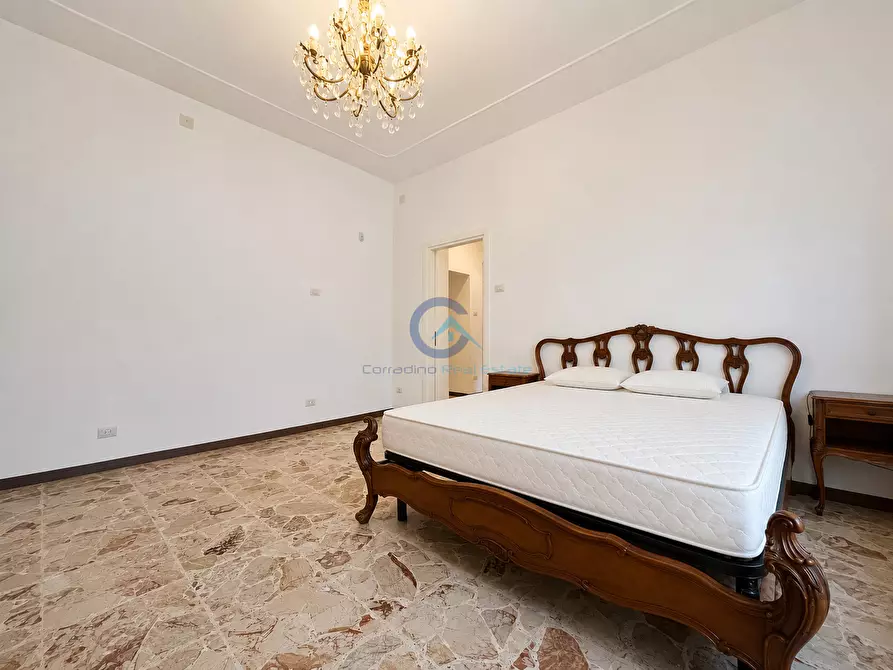 Immagine 19 di Casa indipendente in vendita  a Catanzaro
