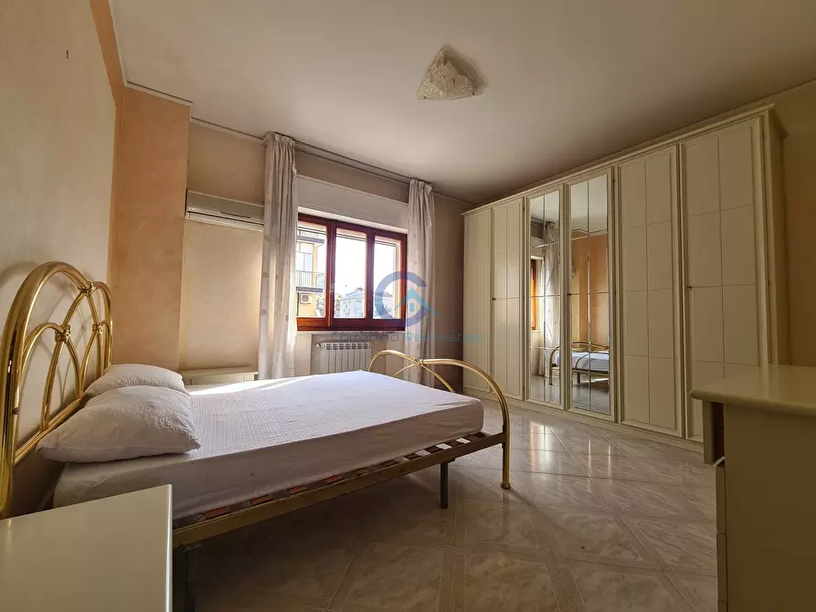 Immagine 7 di Stanza singola in affitto  a Catanzaro