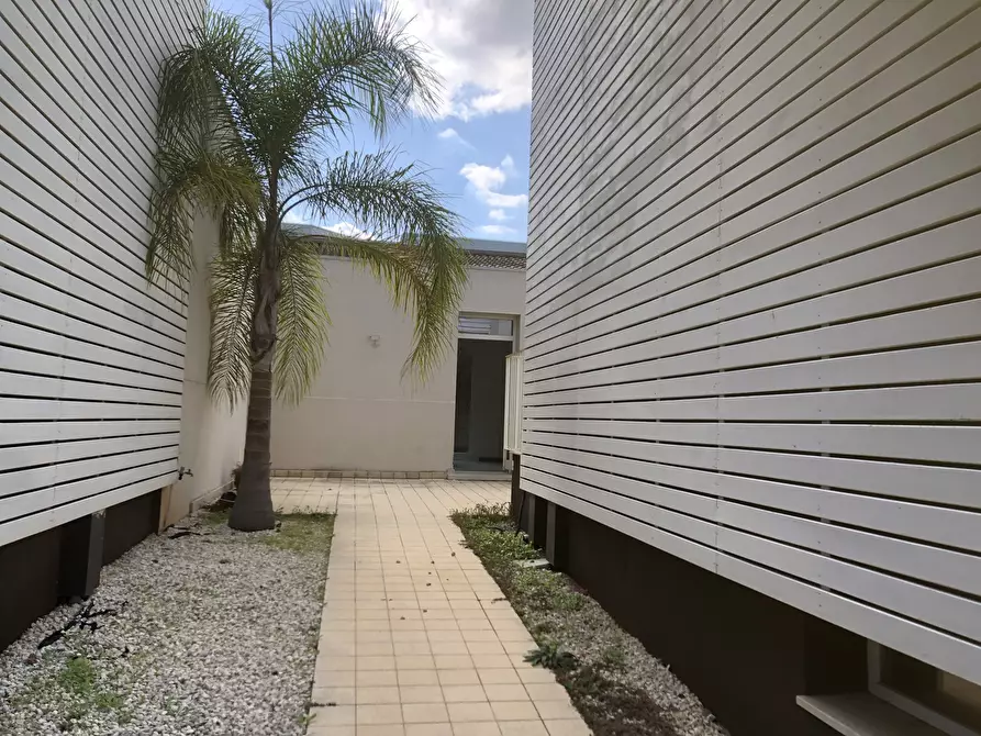 Immagine 17 di Villa in vendita  in VIA GELA a Siracusa