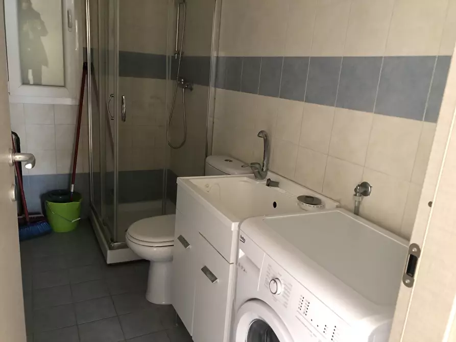 Immagine 10 di Trilocale in vendita  in Via Vizzini a Siracusa