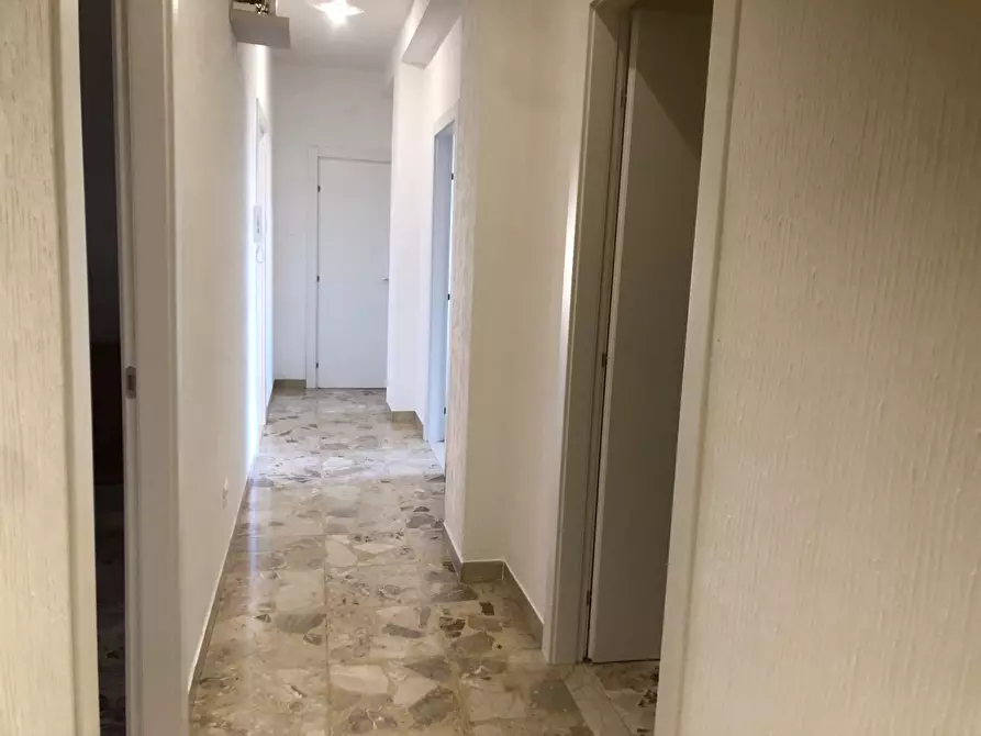 Immagine 12 di Ufficio in affitto  in VIA POLONIA a Siracusa