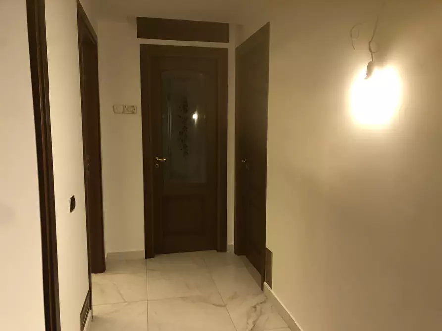 Immagine 12 di Trilocale in affitto  in Via Pitia a Siracusa