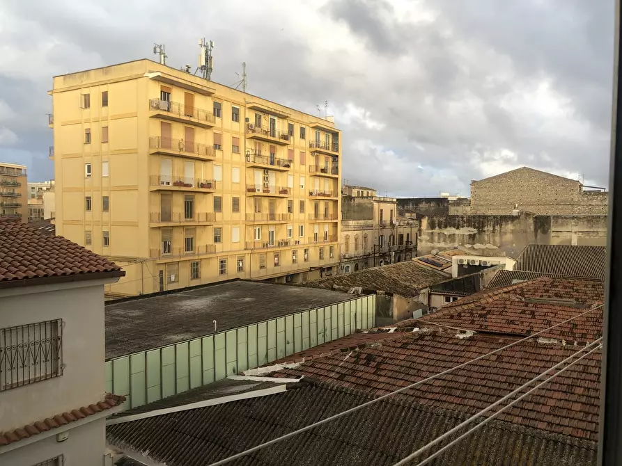 Immagine 4 di Pentalocale in vendita  in CORSO UMBERTO a Siracusa