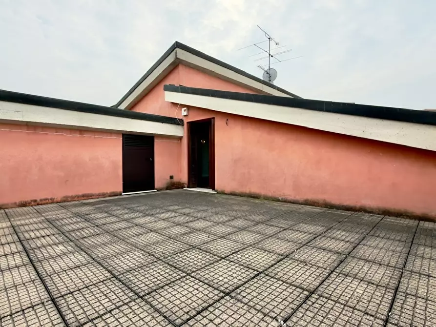 Immagine 45 di Casa indipendente in vendita  in Via Volta Traversa . II 1 a San Zeno Naviglio