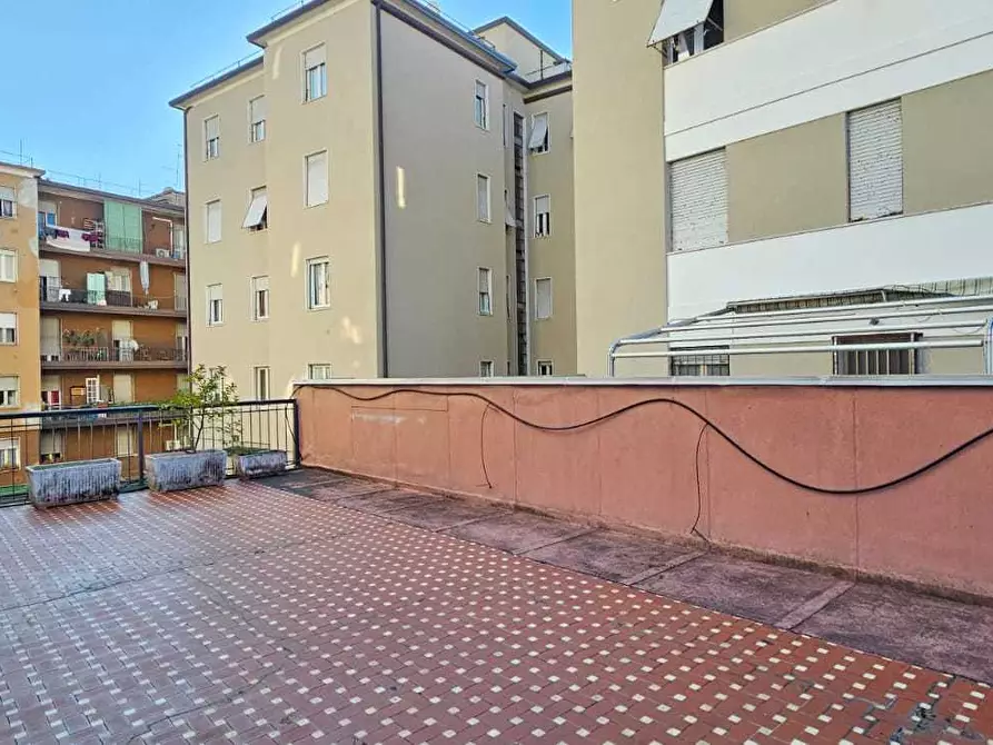 Immagine 10 di Quadrilocale in vendita  in Via Antonio Bazzini 11 a Brescia