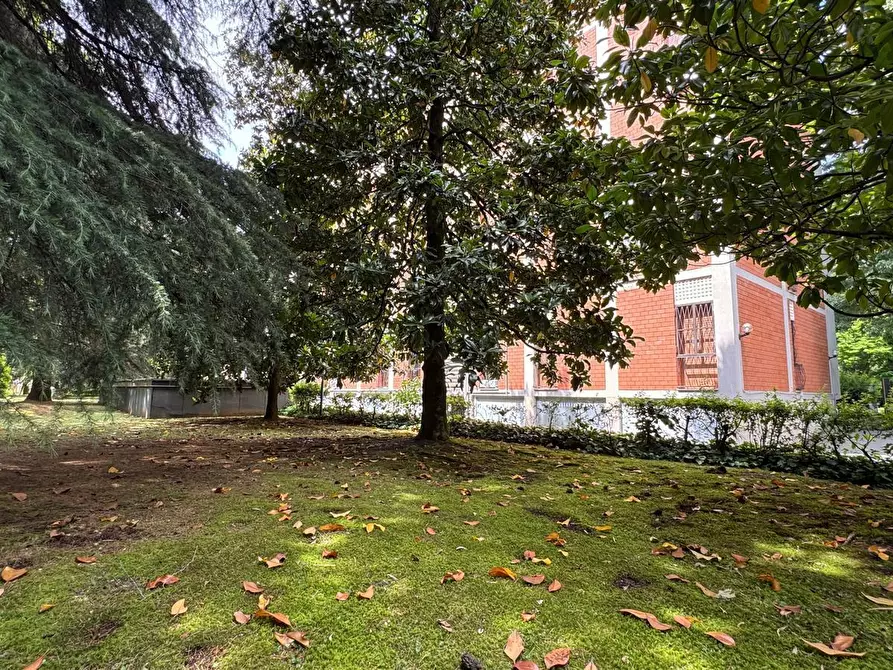 Immagine 10 di Quadrilocale in vendita  in VIA VALOTTI a Brescia