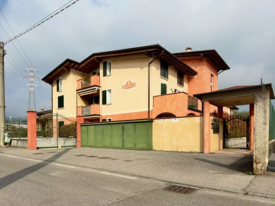 Immagine 13 di Trilocale in vendita  in Via XIII n 30 a Brescia