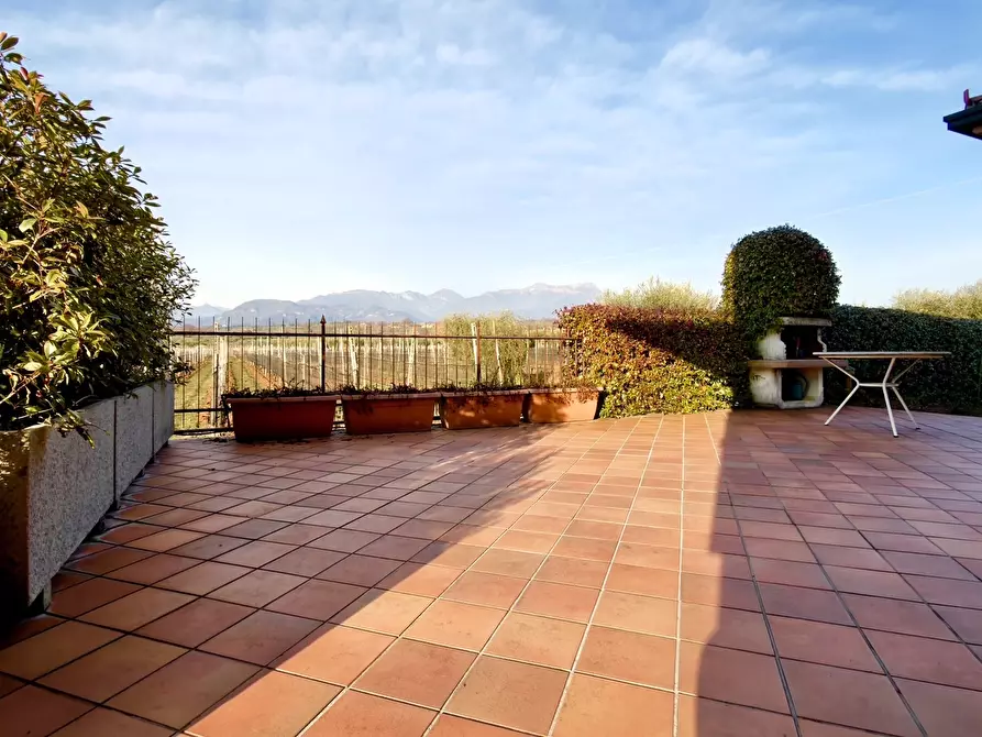 Immagine 6 di Casa bifamiliare in vendita  in Via Benaco a Puegnago Sul Garda