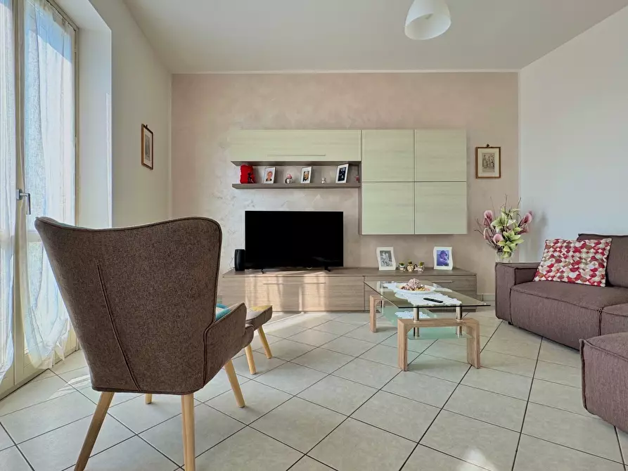 Immagine 1 di Trilocale in vendita  in Via Cesare Battisti a Ghedi