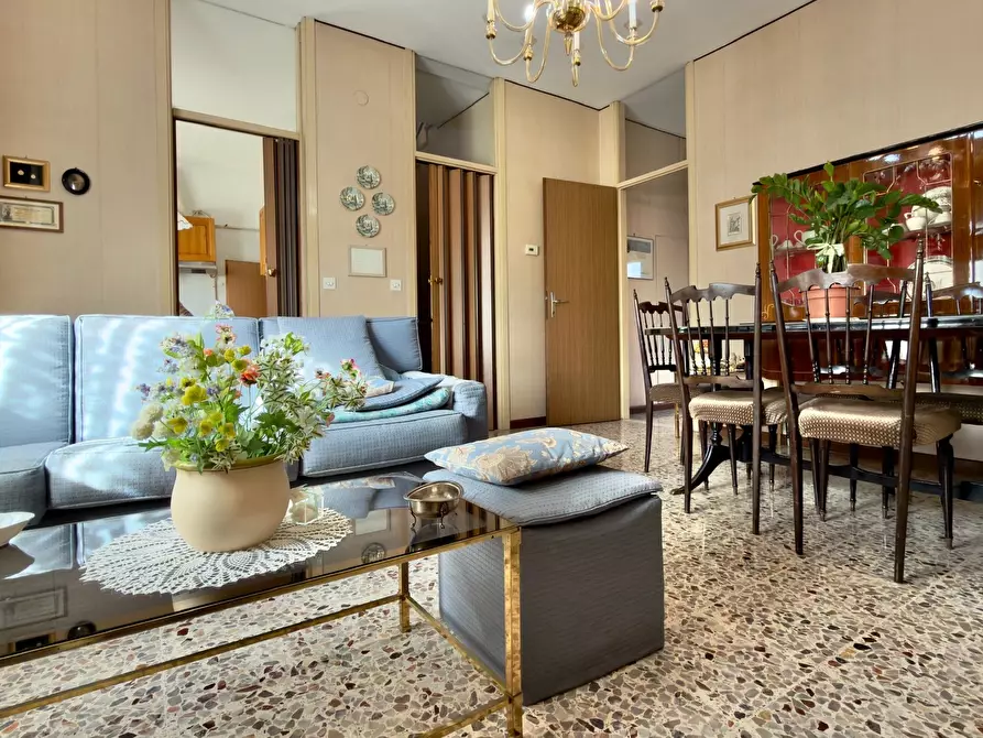 Immagine 7 di Casa bifamiliare in vendita  a Castel Mella