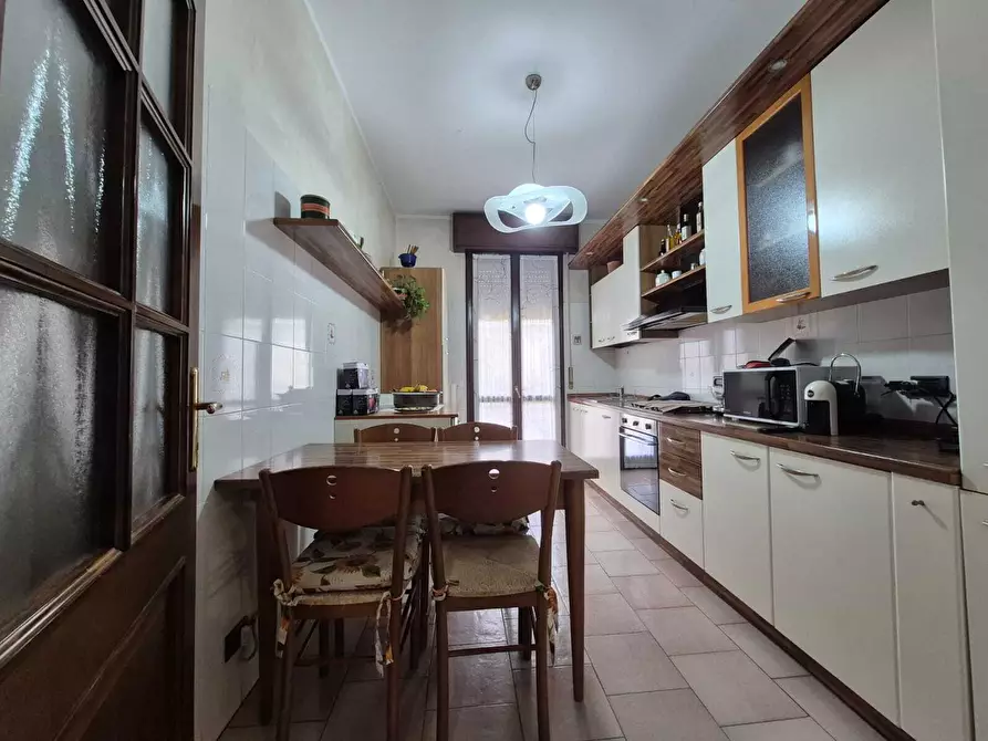 Immagine 5 di Trilocale in vendita  in Via Monte Baldo 8 a Brescia