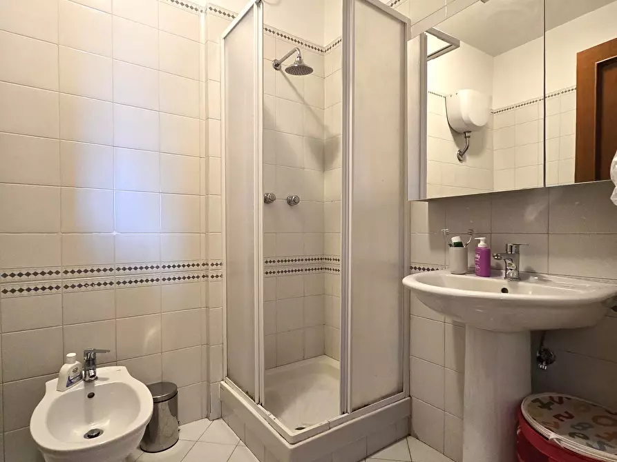 Immagine 21 di Trilocale in vendita  in Via Giuseppe Rosaccio 103 a Roma