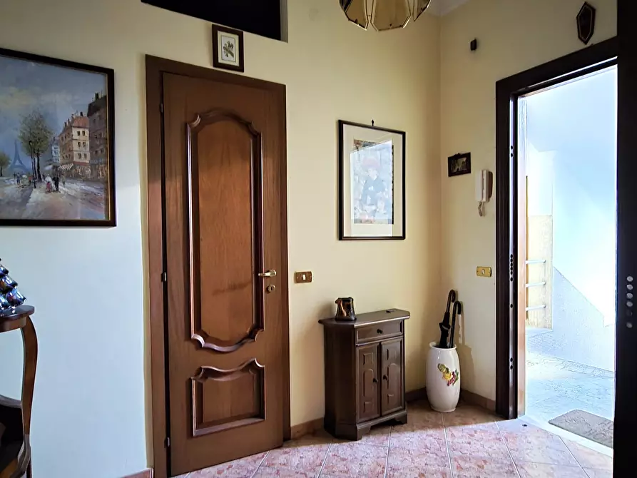 Immagine 2 di Bilocale in vendita  in Via Val Savio 8 a Roma