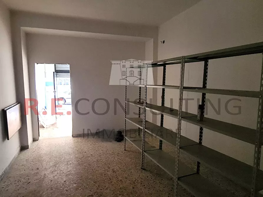 Immagine 6 di Garage in vendita  a Martina Franca