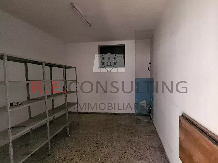 Immagine 5 di Garage in vendita  a Martina Franca