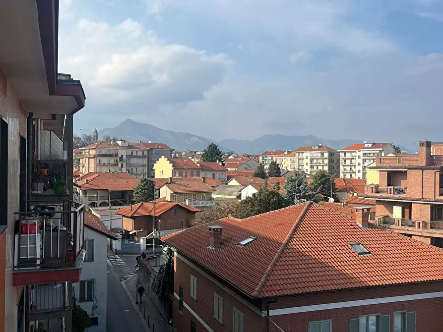 Immagine 14 di Trilocale in affitto  in Via Monte Grappa 122 a Rivoli