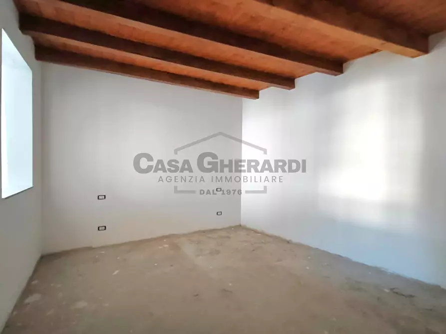 Immagine 3 di Bilocale in vendita  in Via Vittorio Emanuele II a Ponte San Pietro