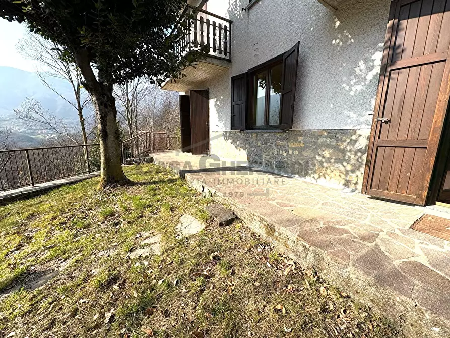 Immagine 21 di Rustico / casale in vendita  in Via Santa Geltrude Comensoli a Rota D'imagna